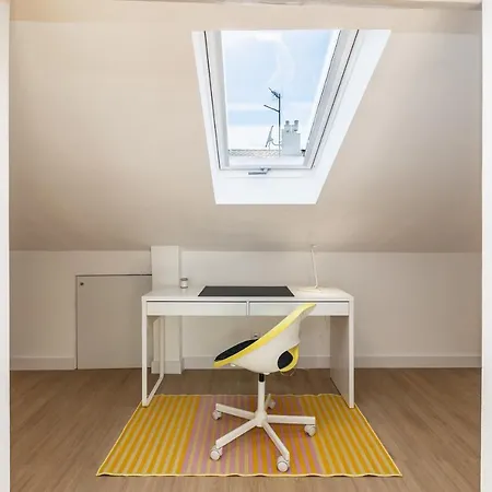 Com Conforto Proximo Caves Do Porto Apartamento